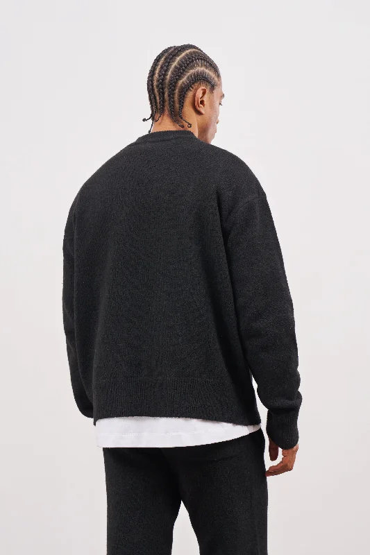 FLUFFY KNIT EMBLEM CREW - BLACK