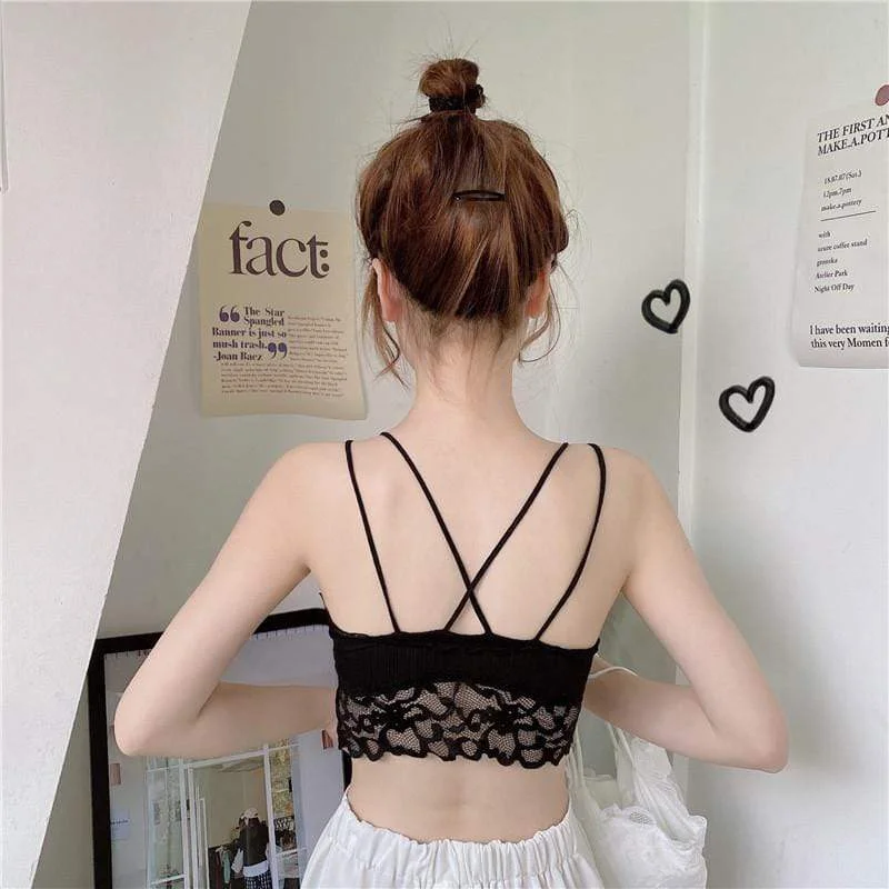 Women's Lace Patterns Slim Fitted Crop Tops